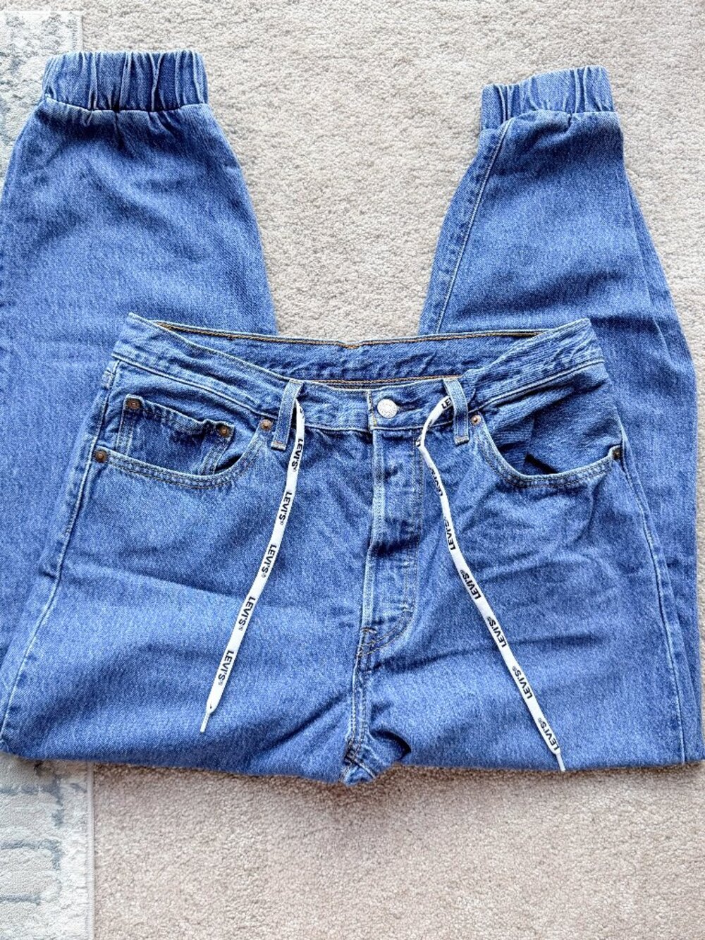 Levi's 501 Medium Wash Denim Joggers - Size 31 Waist